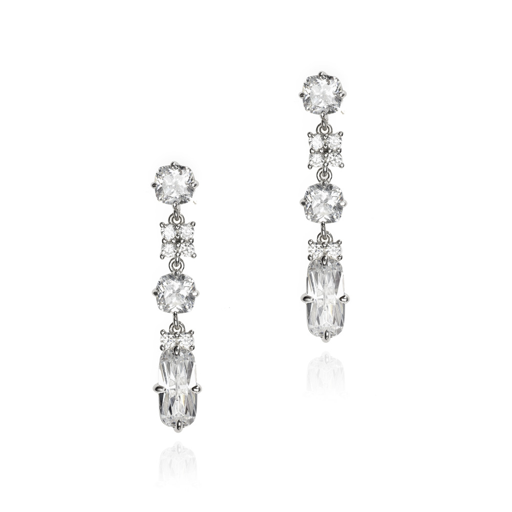 Pendientes largos de plata con circonitas